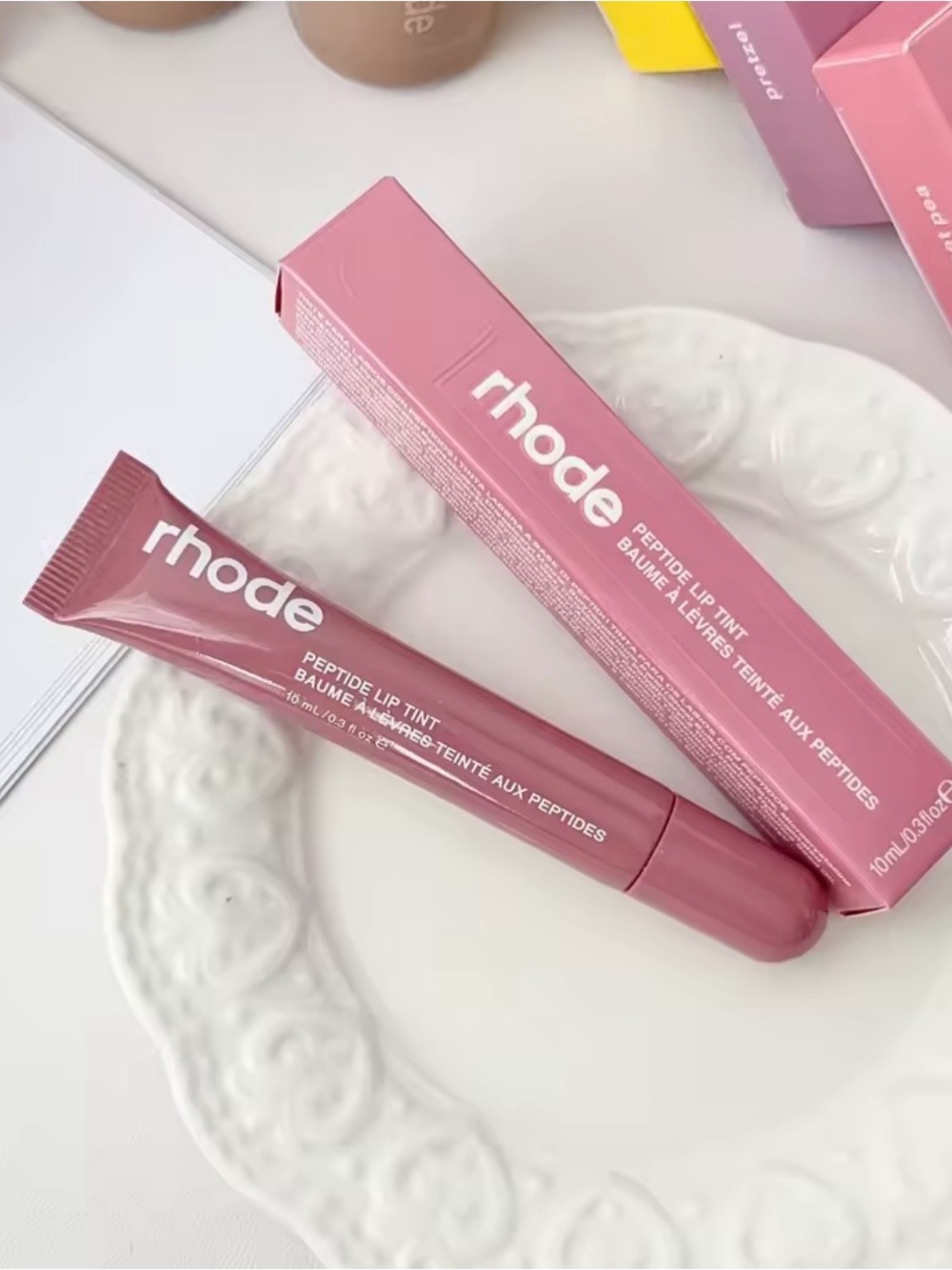 Rhode Peptide Lip Salty Tan